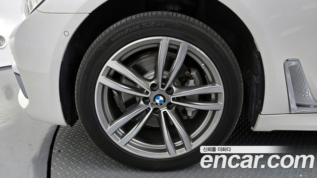 BMW 7-Series из Кореи Encar