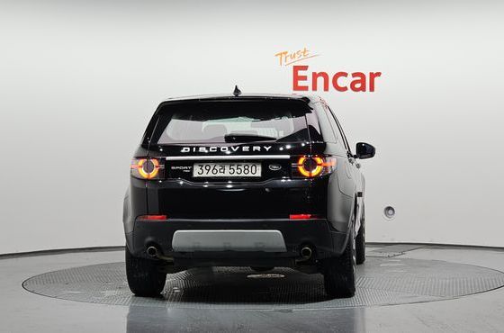 Land Rover Discovery Sport 2.0 TD4 HSE Luxury — пробег 115 599 км — фото 4 из 5