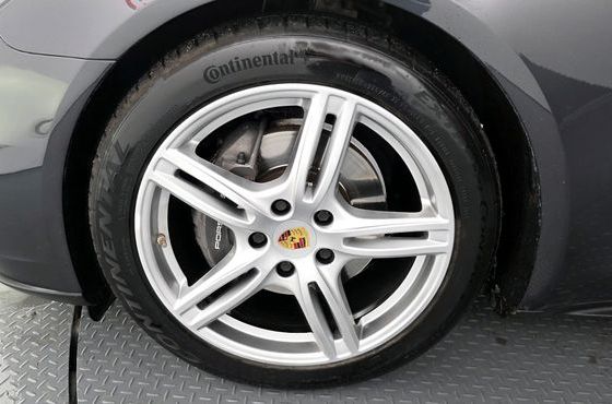 Porsche Panamera 3.0 AWD — пробег 34 615 км — фото 5 из 5