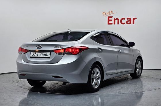 Hyundai AVANTE M16 GDI Luxury — пробег 76 567 км — фото 2 из 5