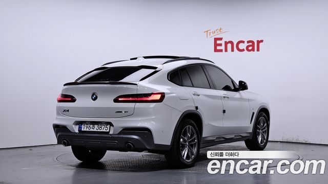 BMW X4 xDrive20i M Sports X Onlile Exclusive Edition — пробег 55 402 км — фото 2 из 5