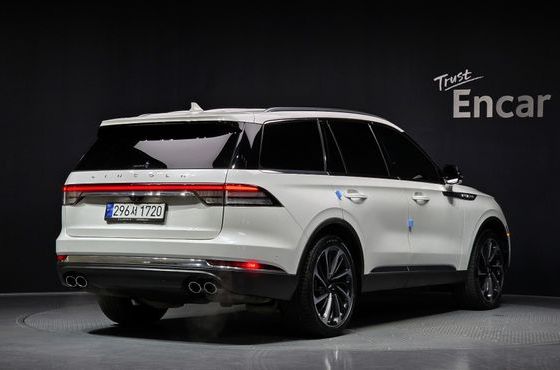 Lincoln Aviator 3.0 Reserve AWD — пробег 25 540 км — фото 2 из 5