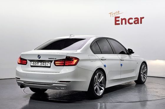 BMW 3-Series 320d Sport — пробег 94 685 км — фото 2 из 5
