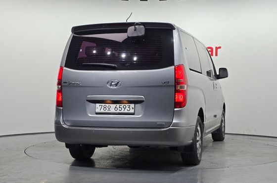 Hyundai Starex 4WD 11-Seater Wagon Modern Special — пробег 145 955 км — фото 4 из 5