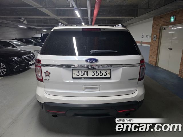 Ford Explorer 2.0 Ecoboost 2WD 5th — пробег 194 000 км — фото 3 из 5