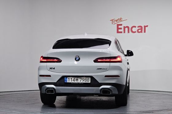 BMW X4 xDrive20d xLine — пробег 30 405 км — фото 4 из 5