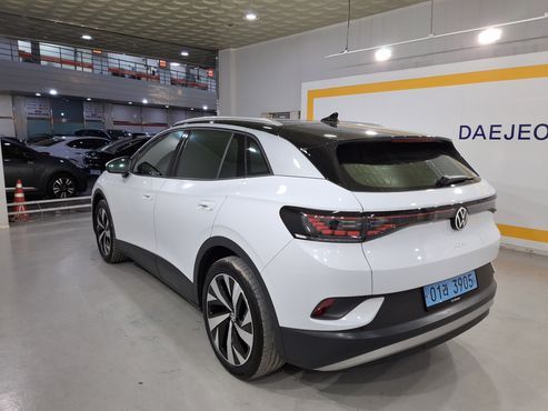 Volkswagen ID.4 Pro — пробег 7 500 км — фото 4 из 5