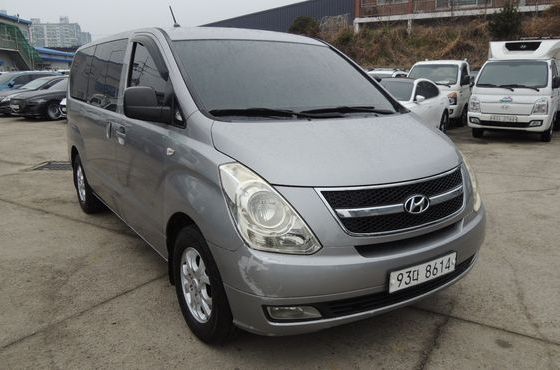 Hyundai Starex 5-Seater VAN CVX Luxury — пробег 213 870 км — фото 3 из 5