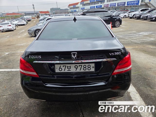 Hyundai Equus из Кореи Encar