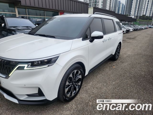 Kia Carnival 9-Seater Prstige — пробег 142 645 км — фото 3 из 5