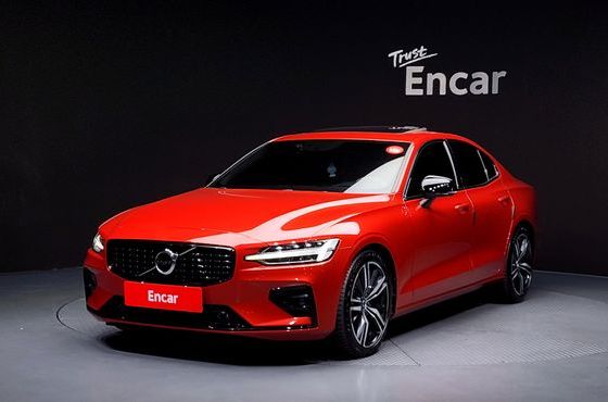 Volvo S60 B5 R-Design — пробег 49 656 км — фото 1 из 5