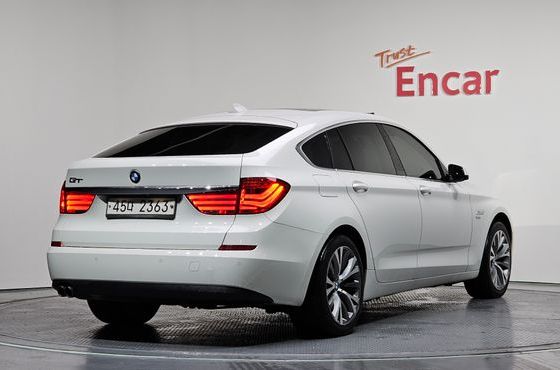 BMW Gran Turismo GT 30d xDrive — пробег 174 142 км — фото 2 из 5