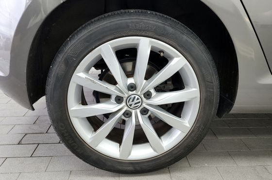 Volkswagen Golf 2.0 TDI — пробег 124 757 км — фото 5 из 5