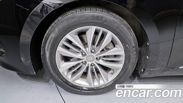 Hyundai Grandeur из Кореи Encar