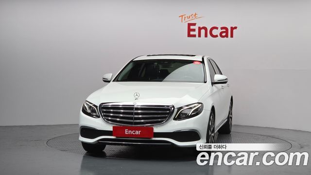 Mercedes-Benz E-Class из Кореи Encar