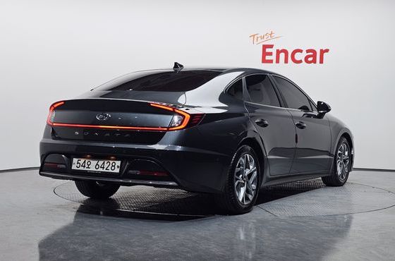 Hyundai Sonata 2.0 Premium Family — пробег 84 247 км — фото 2 из 5
