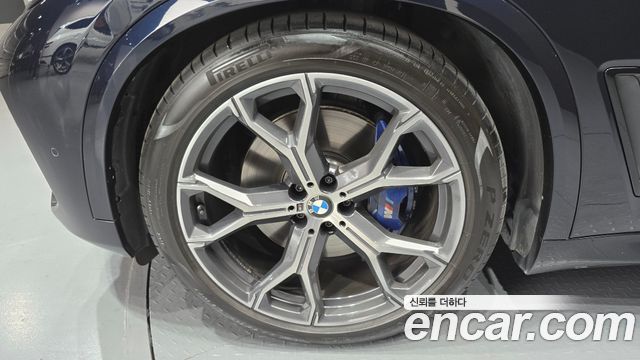 BMW X5 xDrive 40i M Sport — пробег 89 033 км — фото 5 из 5