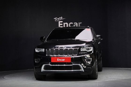 Jeep Cherokee 3.0 Diesel Overland WK2 — пробег 154 405 км — фото 3 из 5