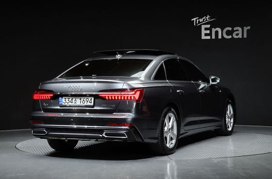 Audi A6 45 TFSI — пробег 15 075 км — фото 2 из 5