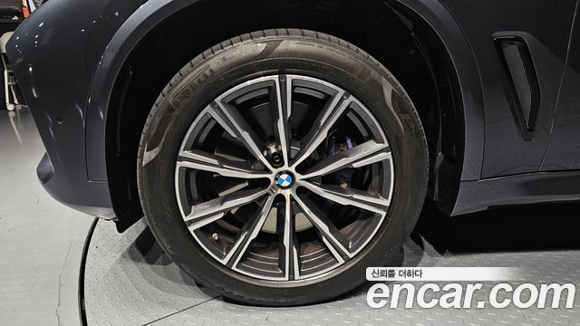 BMW X5 xDrive 30d M Sport — пробег 57 262 км — фото 5 из 5