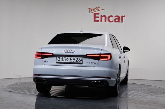 Audi A4 40 TFSI Premium — пробег 37 317 км — фото 4 из 5