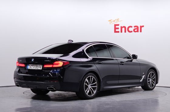 BMW 5-Series 523d xDrive M Sport — пробег 93 735 км — фото 2 из 5