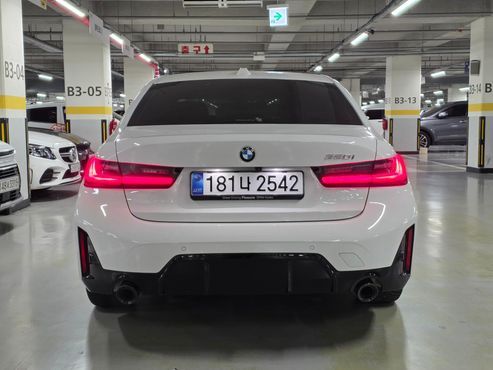 BMW 3-Series 320i M Sport — пробег 4 000 км — фото 5 из 5