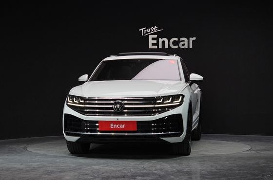 Volkswagen Touareg 3.0 TDI Prestige — пробег 14 006 км — фото 3 из 5