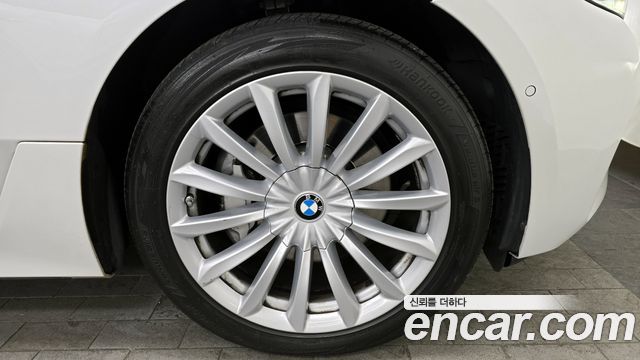 BMW Gran Turismo 630i xDrive Luxury — пробег 28 042 км — фото 5 из 5