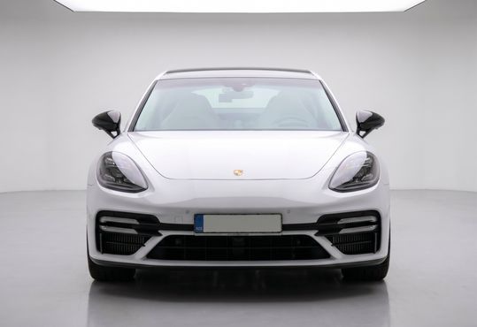 Porsche Panamera 4.0 GTS — пробег 36 200 км — фото 4 из 5