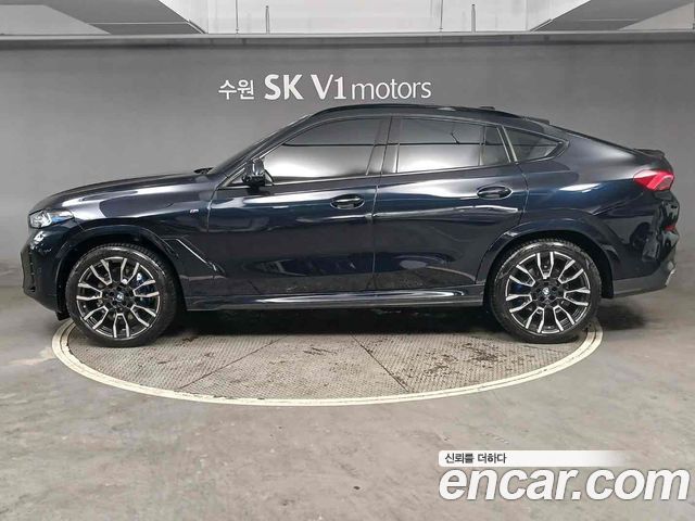 BMW X6 xDrive40i M Sport — пробег 13 050 км — фото 5 из 5