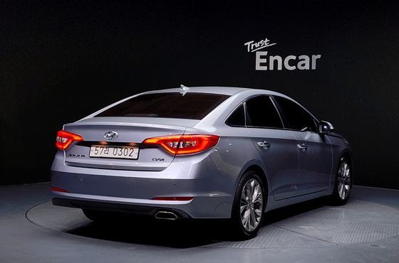 Hyundai Sonata 2.0 Smart Special — пробег 165 246 км — фото 2 из 5