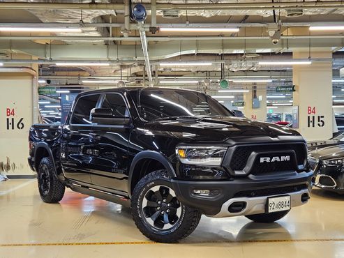 Dodge Ram Pick Up 5.7 — пробег 88 760 км — фото 1 из 5