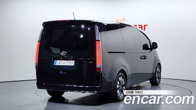 Hyundai Staria из Кореи Encar