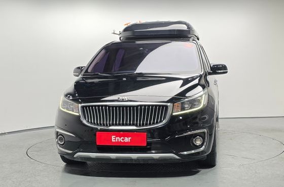 Kia Carnival Gasoline 7-seater Limousine President — пробег 120 539 км — фото 3 из 5