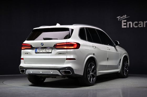 BMW X5 xDrive 30d M Sport — пробег 94 938 км — фото 2 из 5