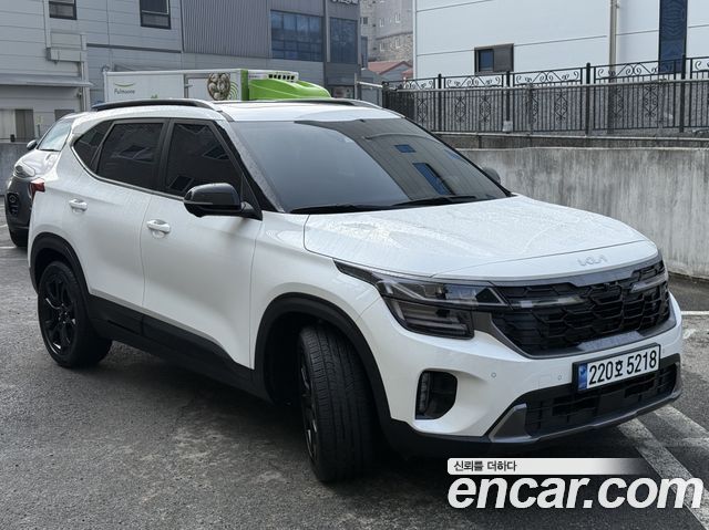 Kia Seltos Gasoline 2.0 4WD Gravity — пробег 21 000 км — фото 1 из 5