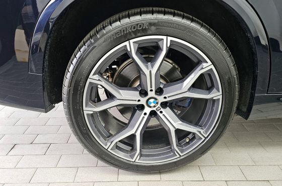 BMW X5 xDrive 30d M Sport — пробег 102 576 км — фото 5 из 5