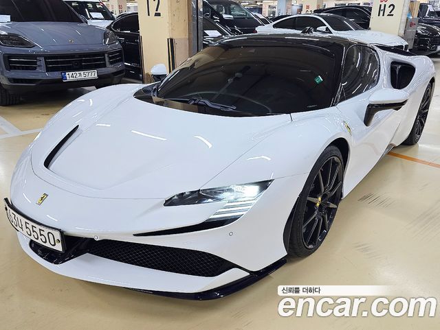 Ferrari SF90 из Кореи Encar