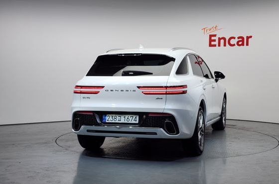 Genesis GV70 2.5T Gasoline AWD — пробег 12 743 км — фото 4 из 5