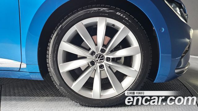 Volkswagen Arteon из Кореи Encar