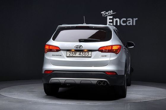 Hyundai Santafe Diesel(e-VGT) 2.0 2WD Premium — пробег 99 950 км — фото 4 из 5