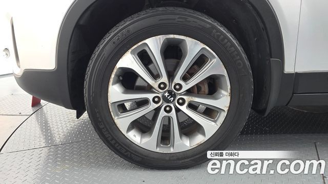 Kia Sorento Diesel 2.0 2WD Trendy — пробег 113 048 км — фото 5 из 5