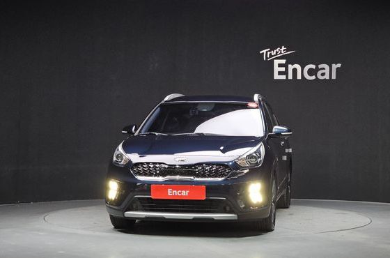 Kia Niro 1.6 HEV Prestige — пробег 157 199 км — фото 3 из 5