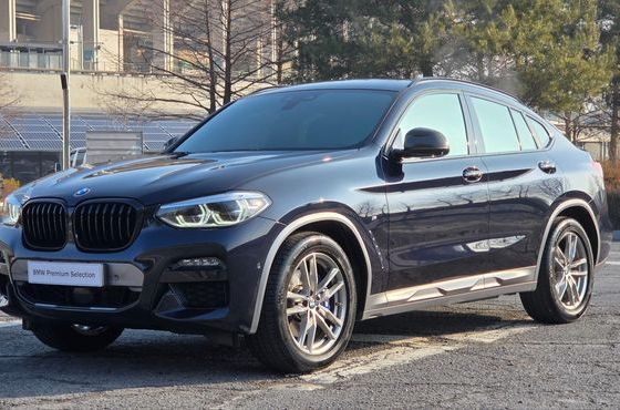 BMW X4 xDrive20i M Sports X Onlile Exclusive Edition — пробег 43 506 км — фото 1 из 5