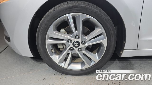 Hyundai AVANTE 1.6 GDI Value Plus — пробег 123 258 км — фото 5 из 5