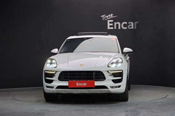 Porsche Macan 3.0 GTS 95B — пробег 71 501 км — фото 3 из 5