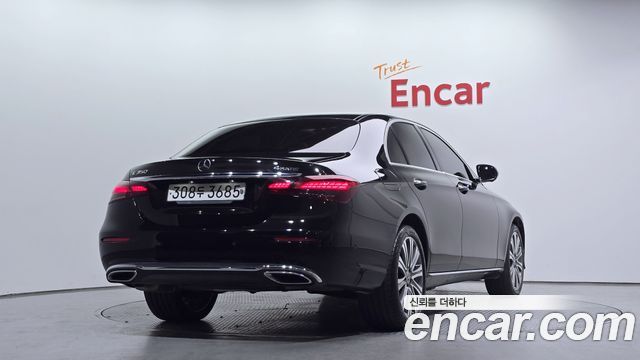 Mercedes-Benz E-Class из Кореи Encar