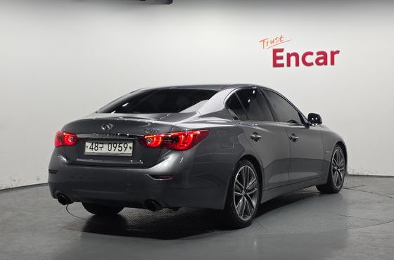 Infiniti Q50 3.5 Hybrid Essence — пробег 122 744 км — фото 2 из 5