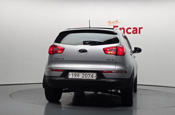 Kia Sportage Diesel 2WD Limited — пробег 85 554 км — фото 4 из 5